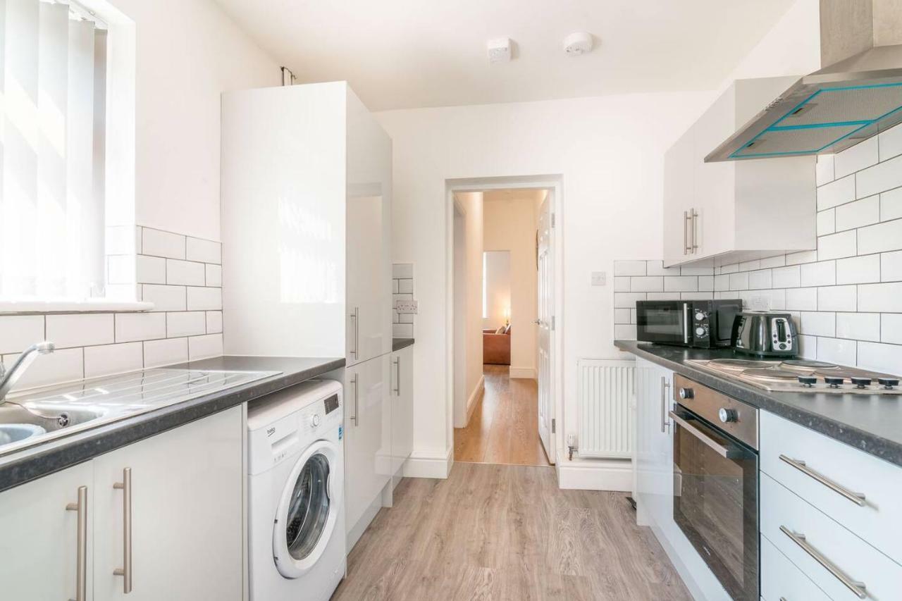 Platform Port Area Apartment 1 With Free Street Parking Kingston upon Hull Exterior photo